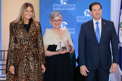 Мелания Трамп где сейчас