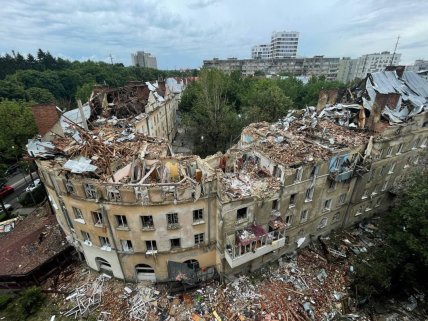 Разрушения во Львове после ракетного удара. Фото — ukrinform.com