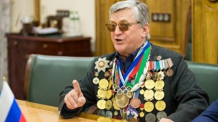 Олександр Тихонов