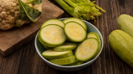 Маринованные кабачки (видео)